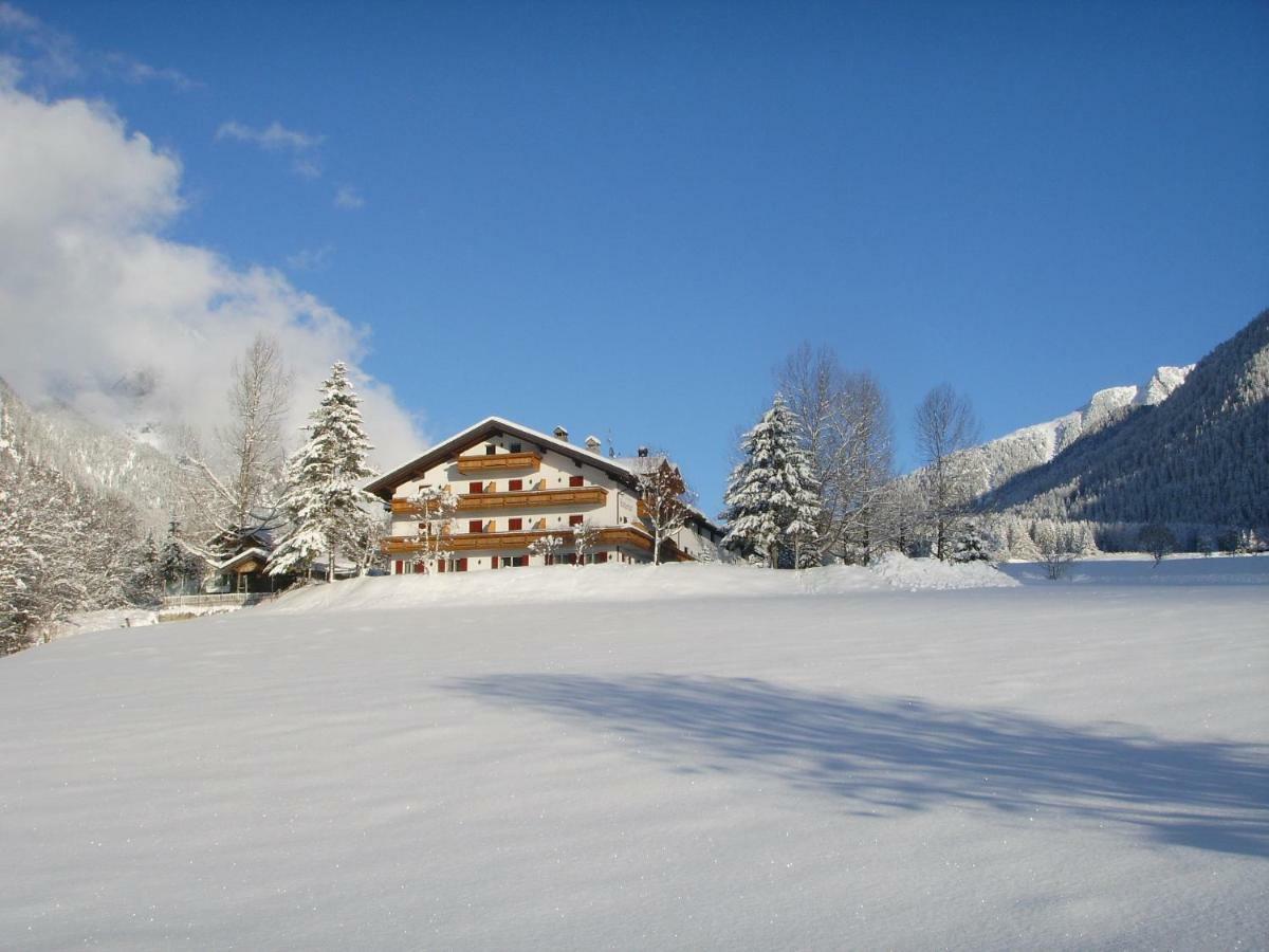 Kuehlerhof Aparthotel อันแตร์แซลวา ดิ เมซโซ ภายนอก รูปภาพ