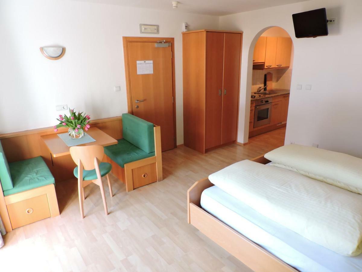 Kuehlerhof Aparthotel อันแตร์แซลวา ดิ เมซโซ ภายนอก รูปภาพ