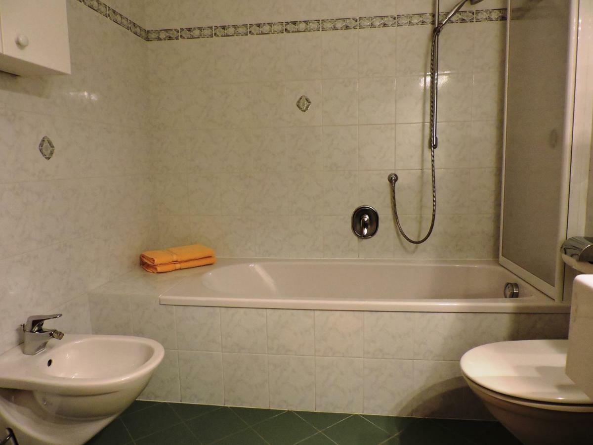 Kuehlerhof Aparthotel อันแตร์แซลวา ดิ เมซโซ ห้อง รูปภาพ