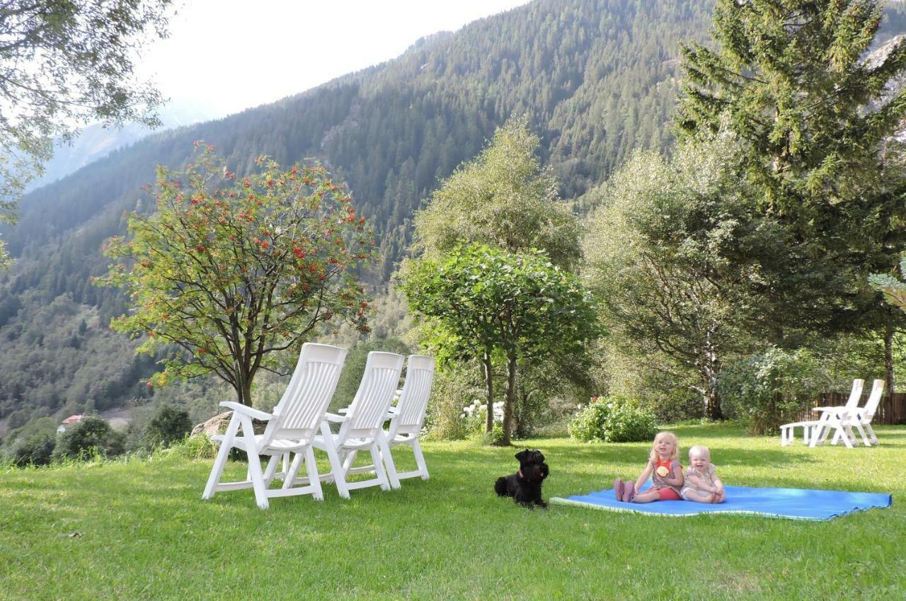 Kuehlerhof Aparthotel อันแตร์แซลวา ดิ เมซโซ ภายนอก รูปภาพ