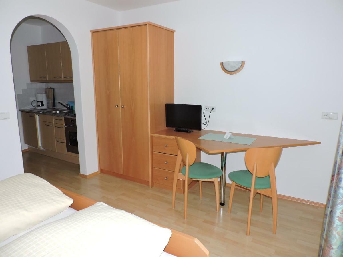 Kuehlerhof Aparthotel อันแตร์แซลวา ดิ เมซโซ ภายนอก รูปภาพ