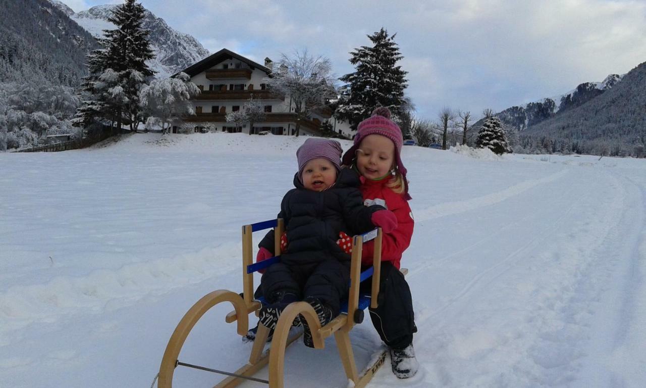 Kuehlerhof Aparthotel อันแตร์แซลวา ดิ เมซโซ ภายนอก รูปภาพ